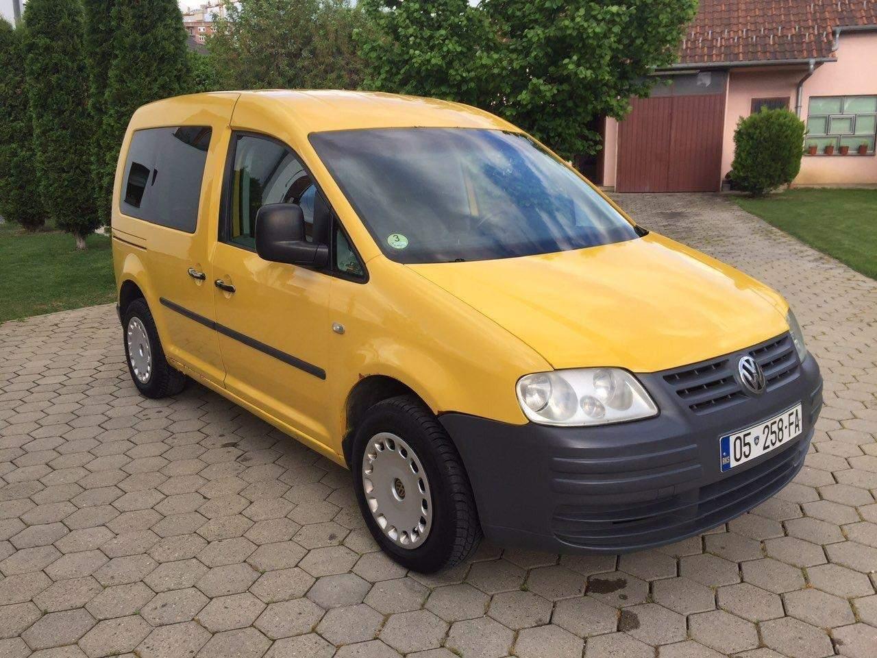 Pikap-caddy-2004