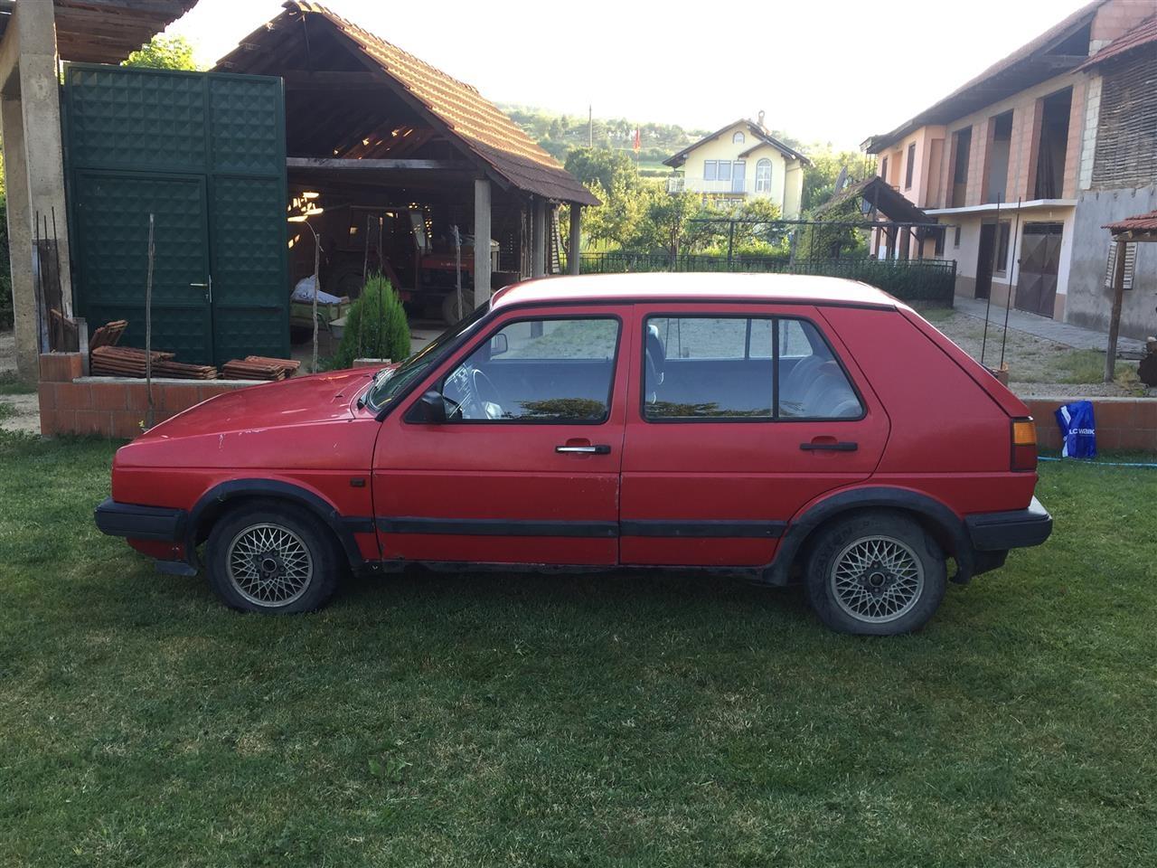 VW-Golf-2