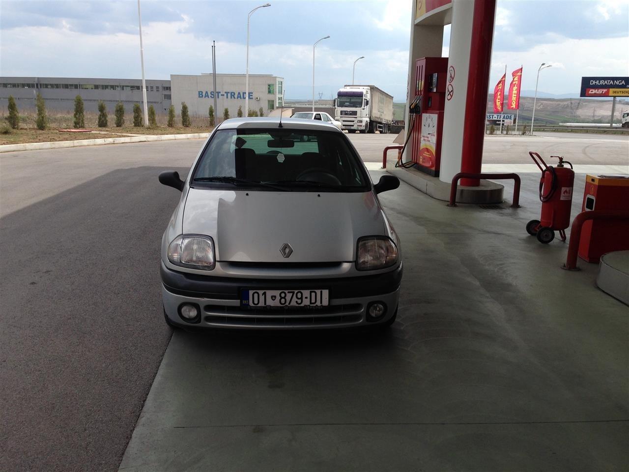 Renault-clio-