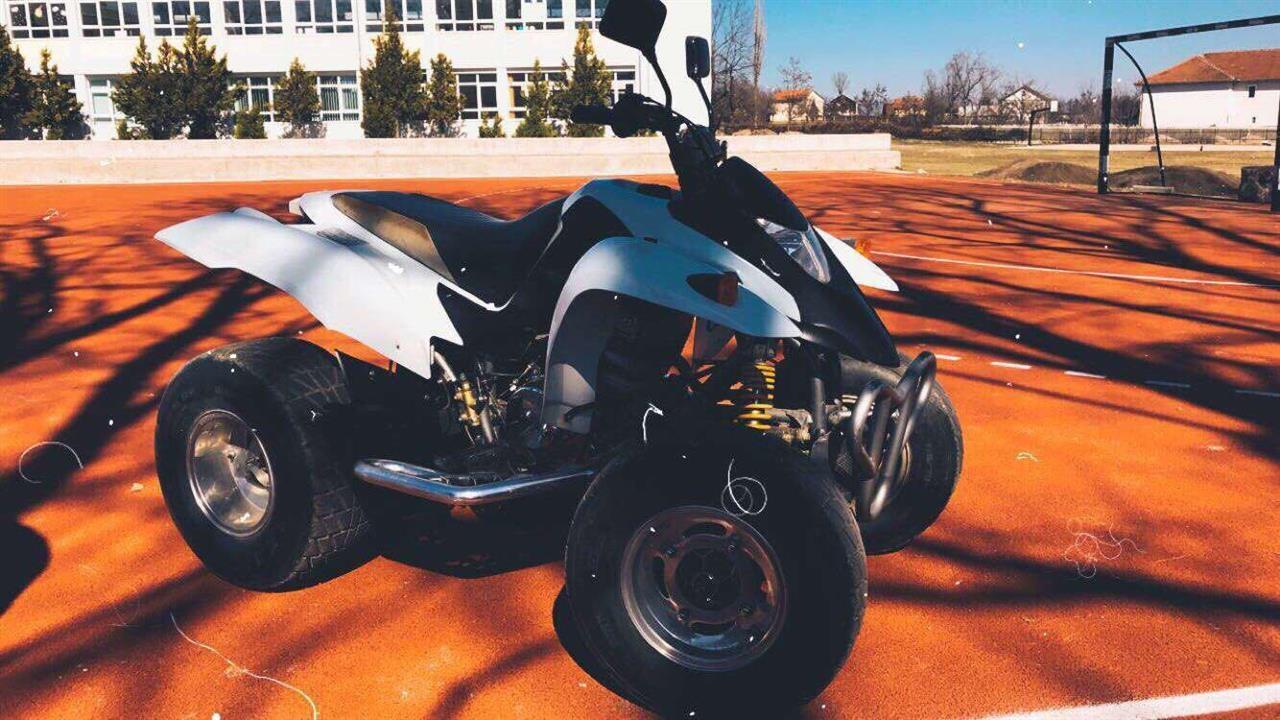Shes-Motorrin