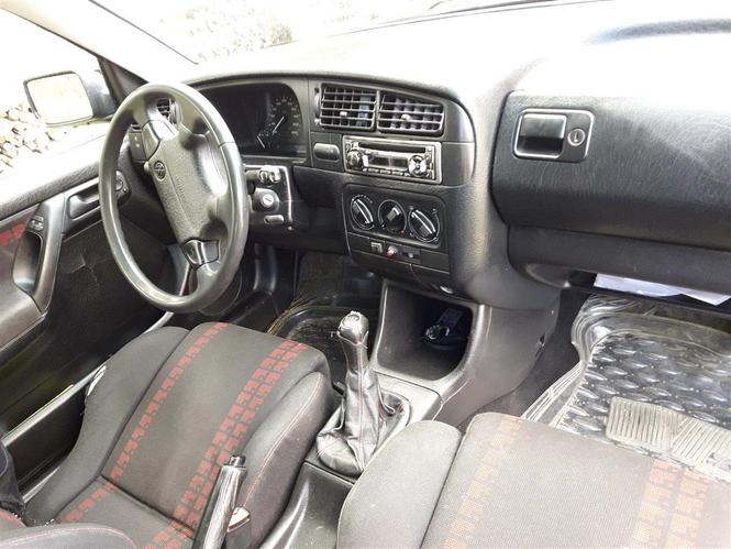 Shitet Golf 3 Gti