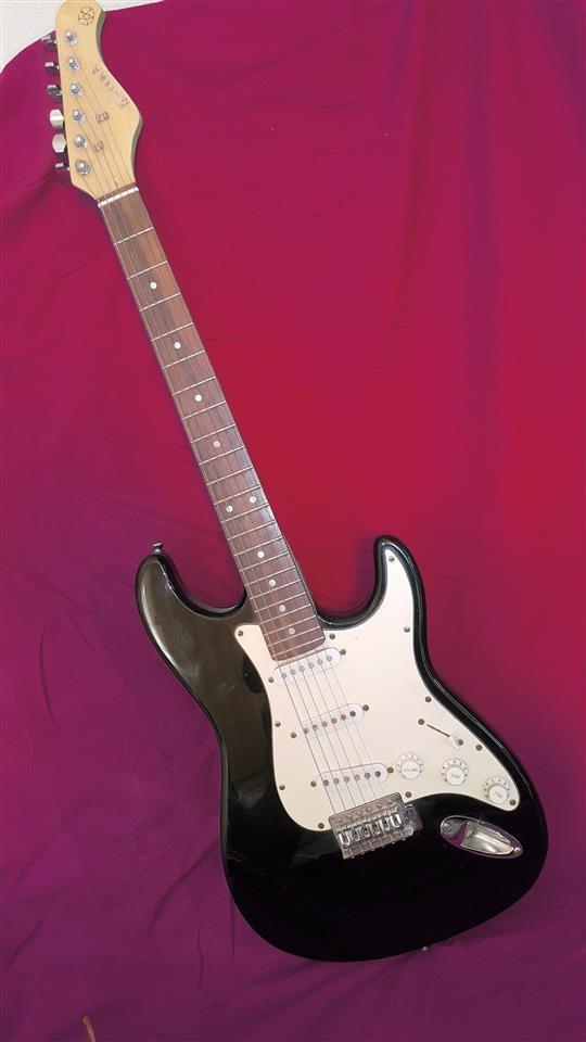 Gitare-elektrike-120-e