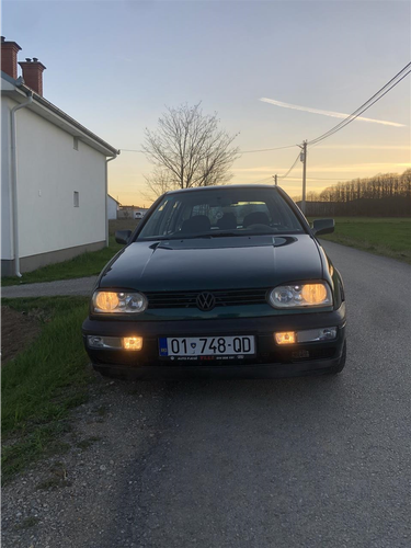 Golf 3 