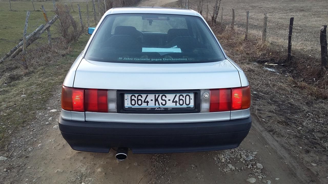 Shitet-Audi-80