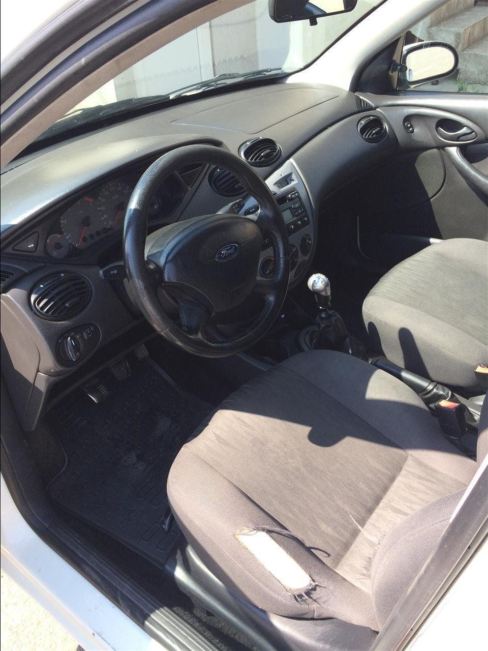 Shitet-Ford-Focus-