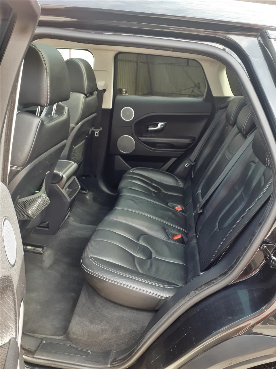 Range-Rover-Evoque-2-2-Panorama