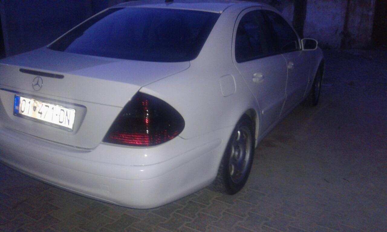 Mercedez-E200