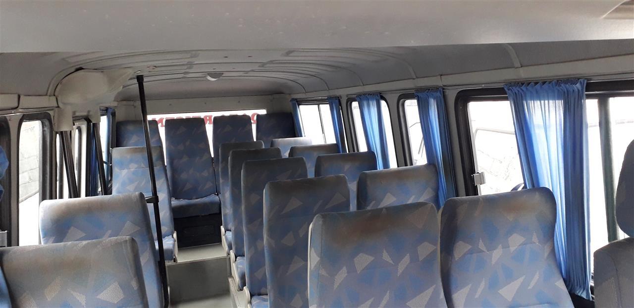 Minibus-