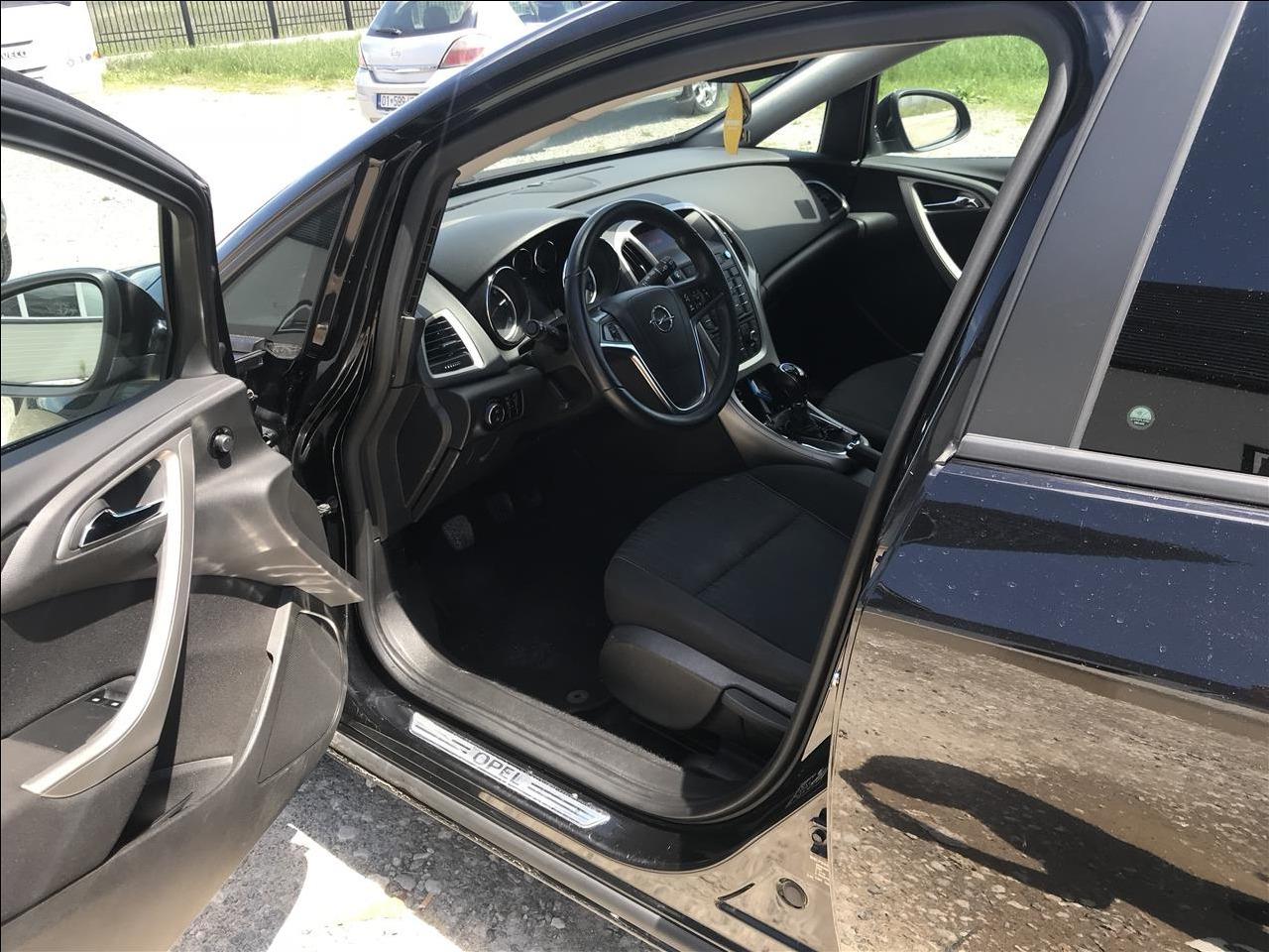 Opel-Astra