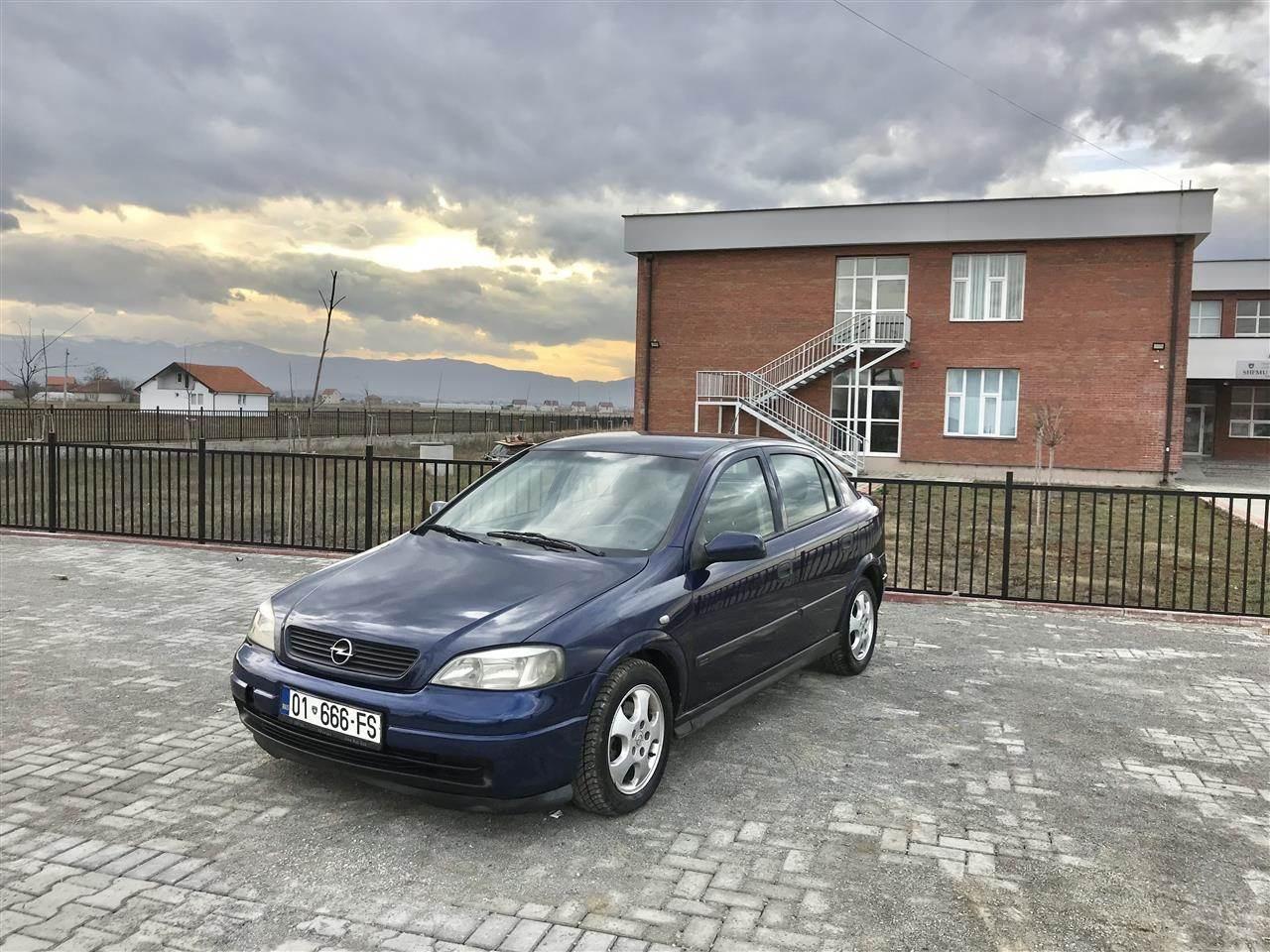 OPEL-ASTRA-