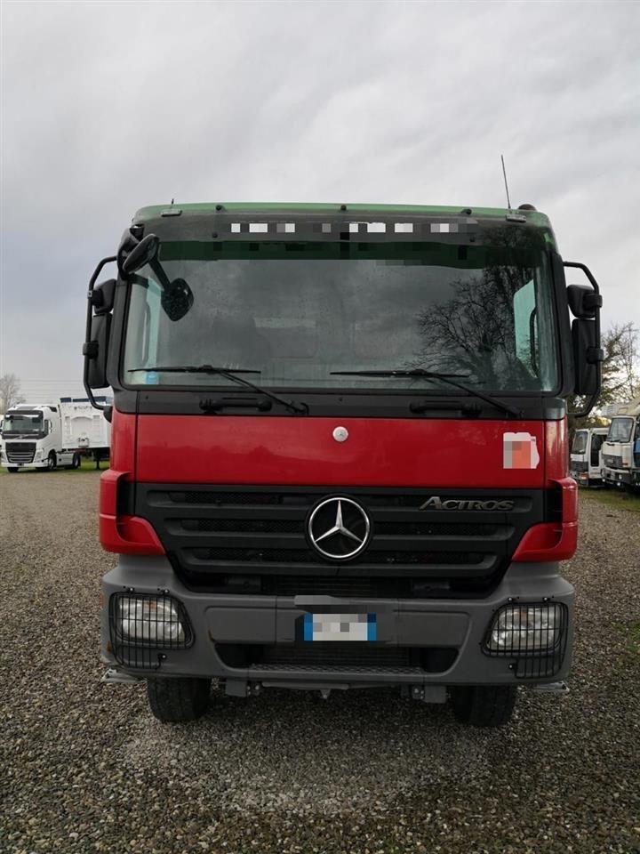 Actros-4aks-2008