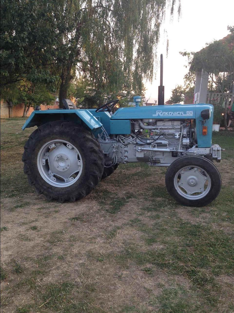 TRAKTOR