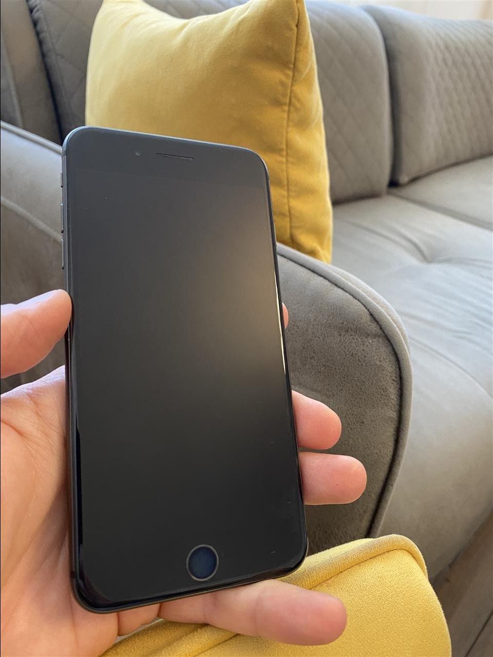Shitet-iphone-8-plus-