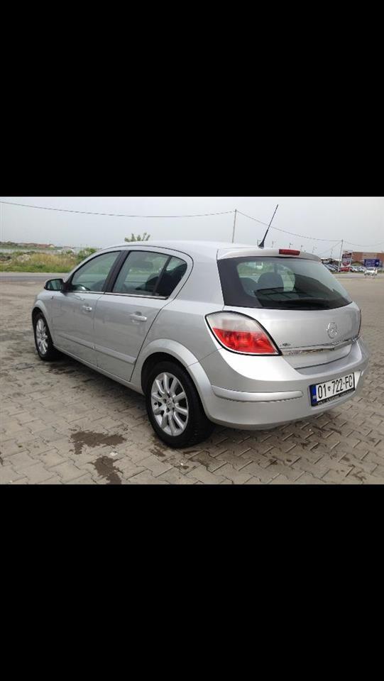 Opel-astra-h-