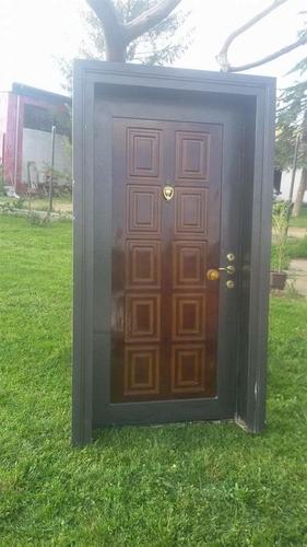 Shitet derë e blinduar