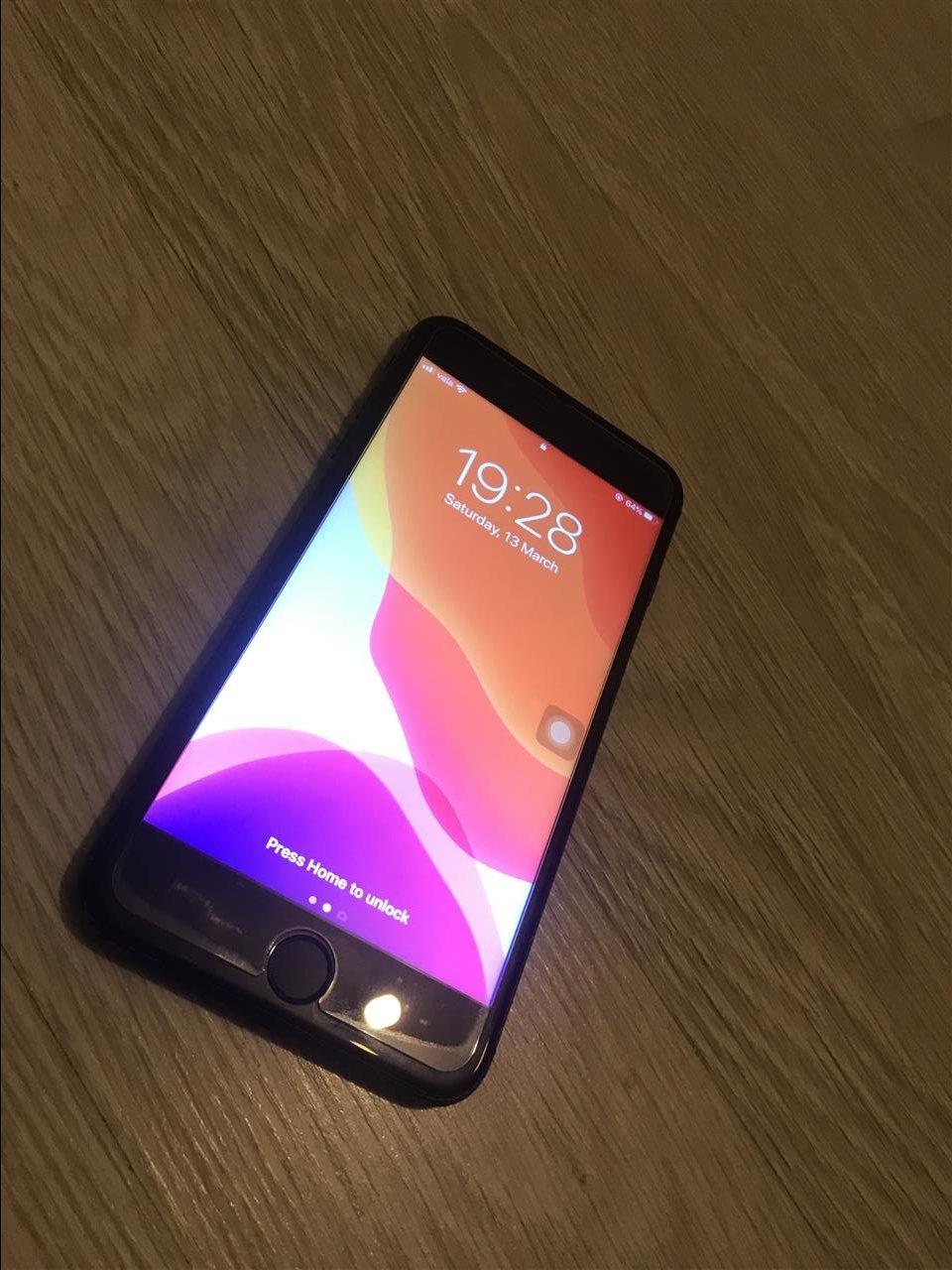 Shitet-iphone-7plus