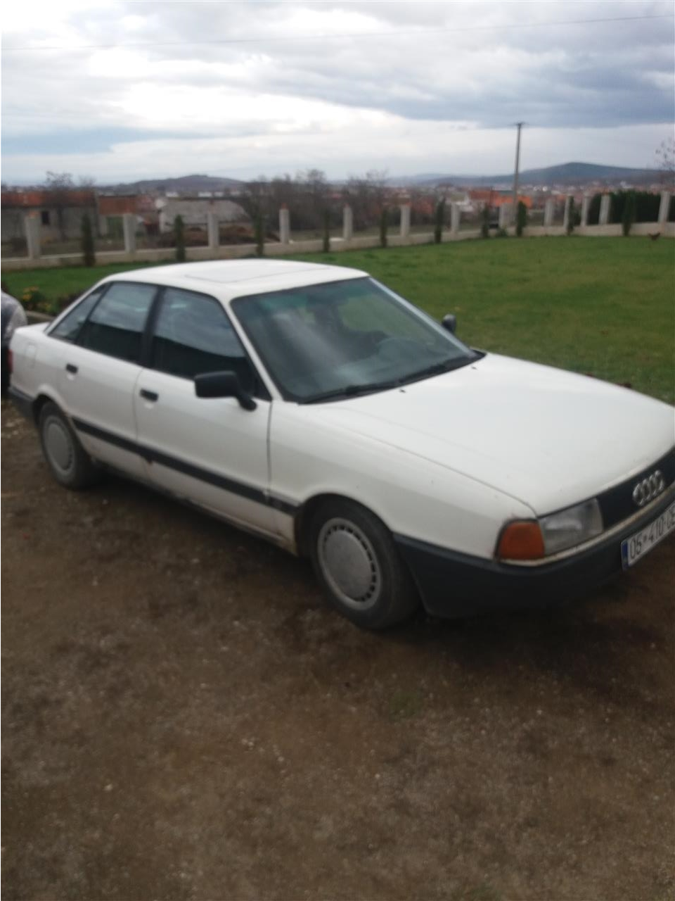 Audi-80-