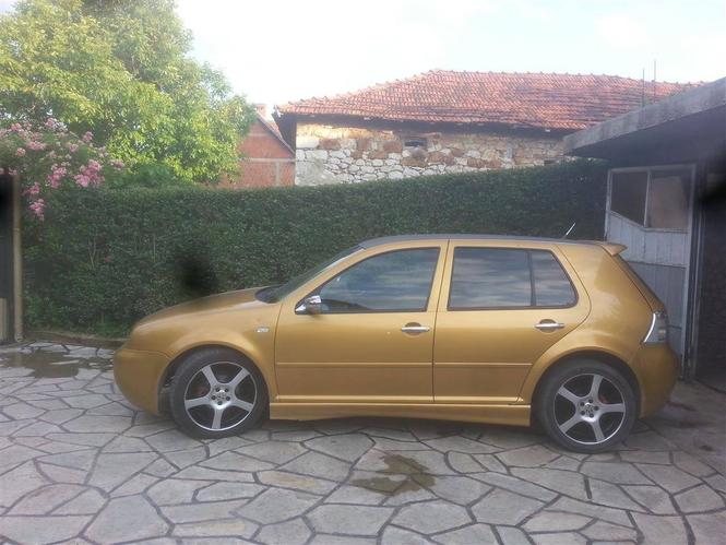 GOLF 4