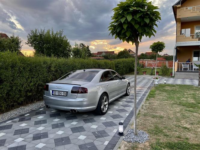 Shitet Audi A8