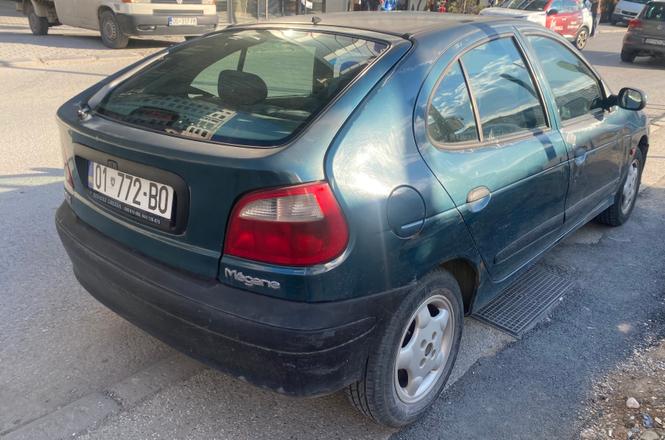 Reno Megane 1.4 Benzin 1998 Rks 130xx Km