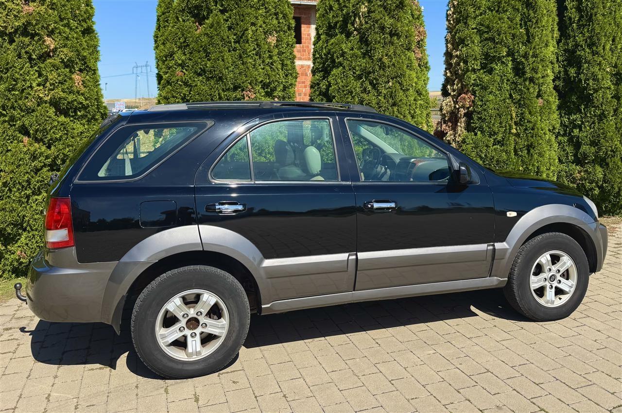 TEL--049-39-39-20-KIA-SORENTO-2-5-DIESEL--AUTOMATIK-7-ULSE-