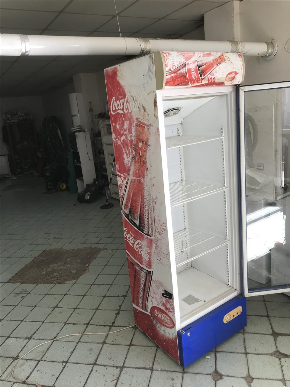 frigorifer-coca-cola