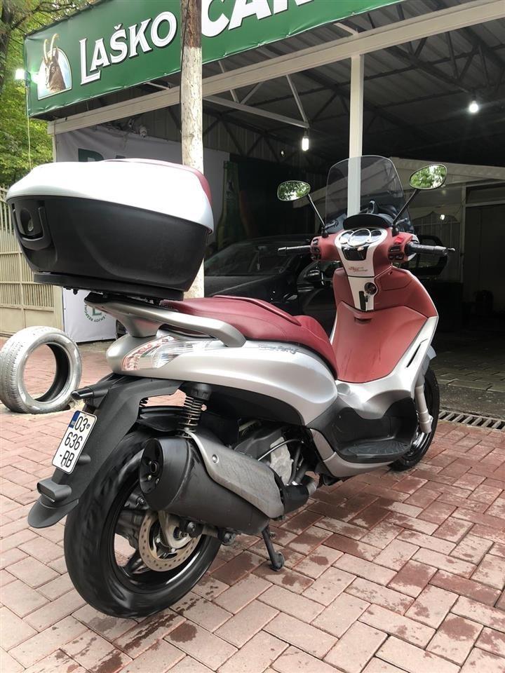 BEVERLY-350cc-