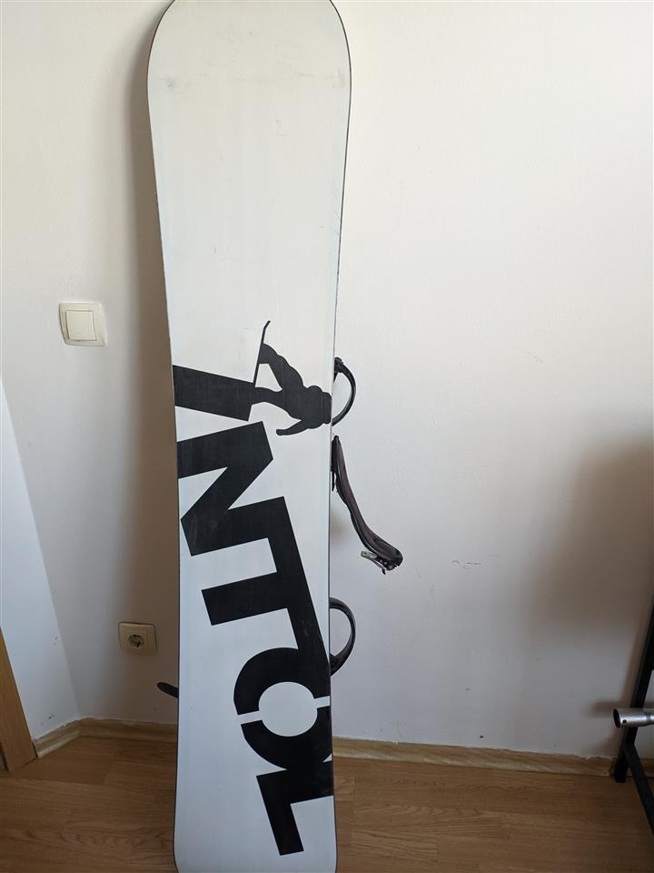 Snowboard