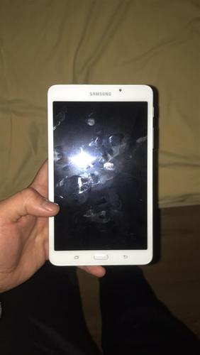 Samsung tablet Tab E