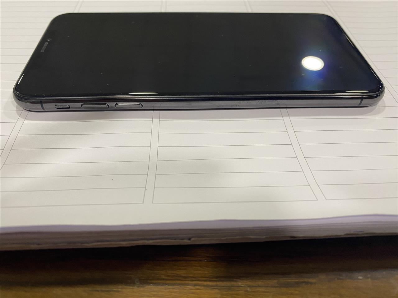 Iphone-X-max