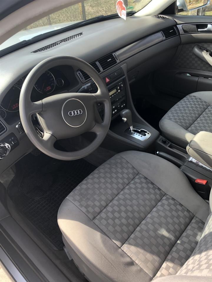 AUDI-A6-----