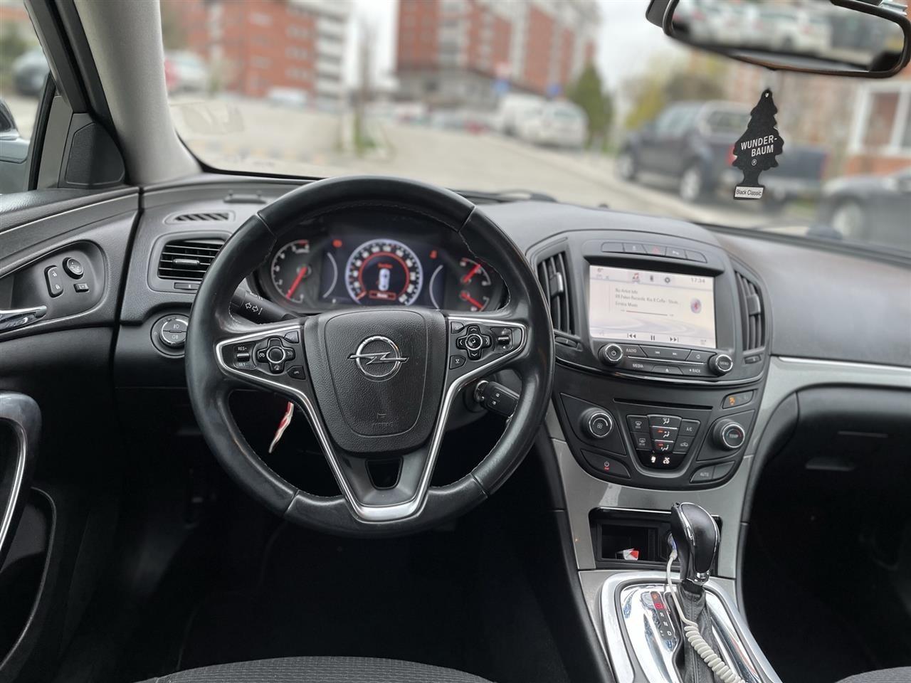 OPEL-INSIGNIA