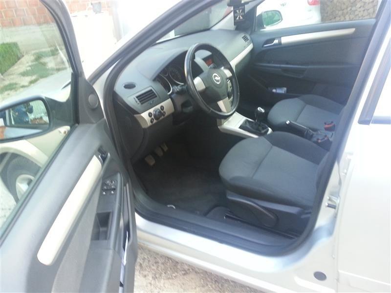 OPEL-ASTRA--07
