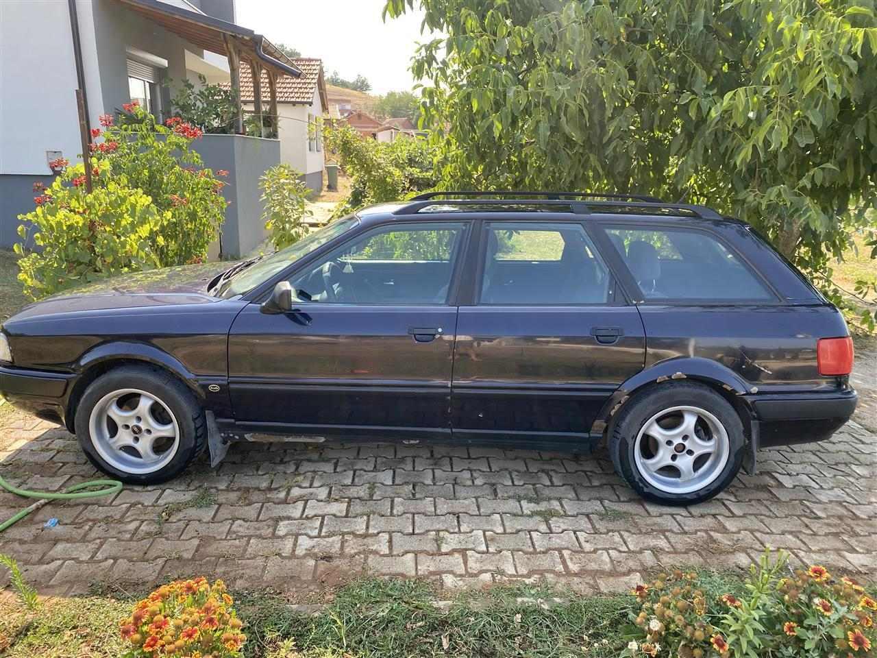 Audi-80-b4--karavan-