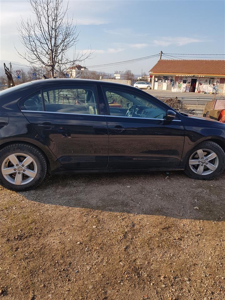 Jetta-VW-