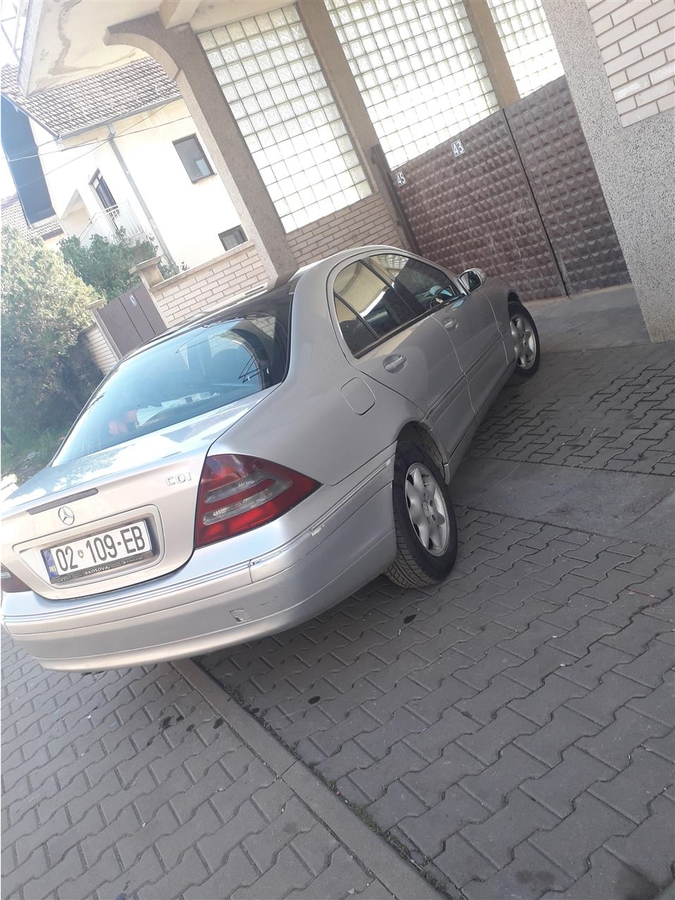 Mercedes-c200