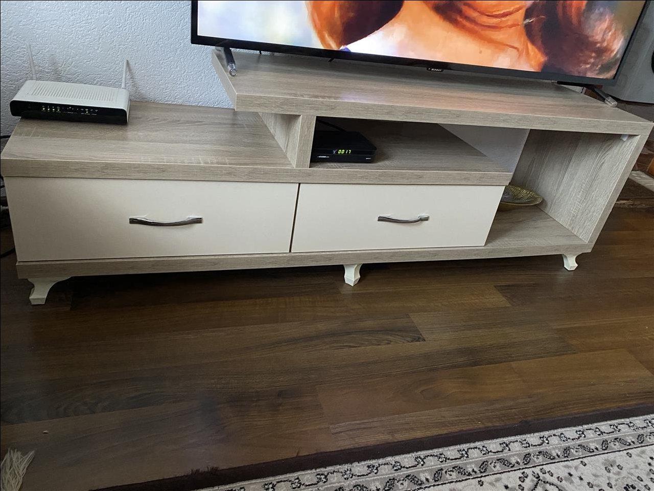Komod-per-tv