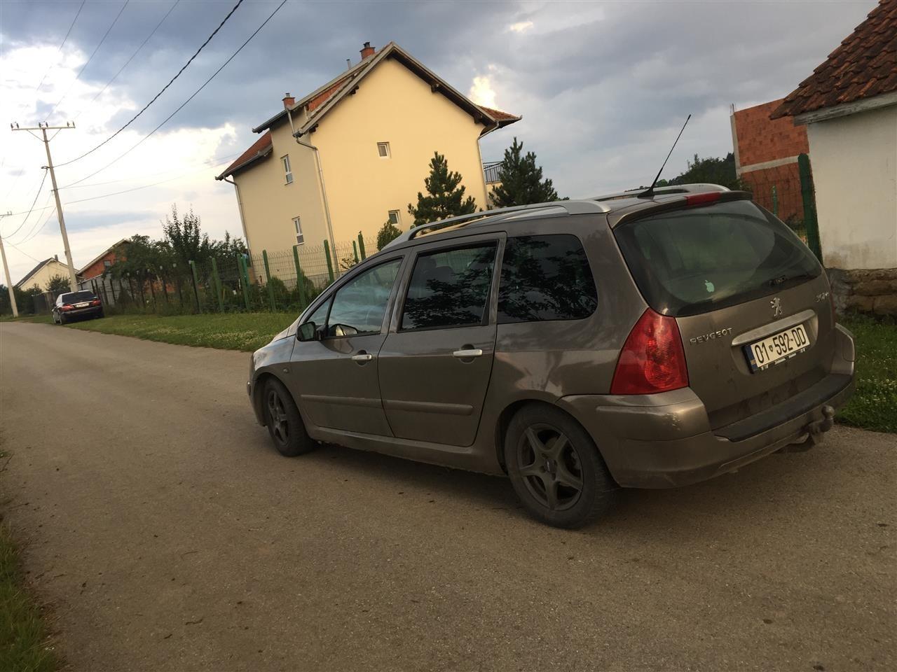 Shitet-peugeot-