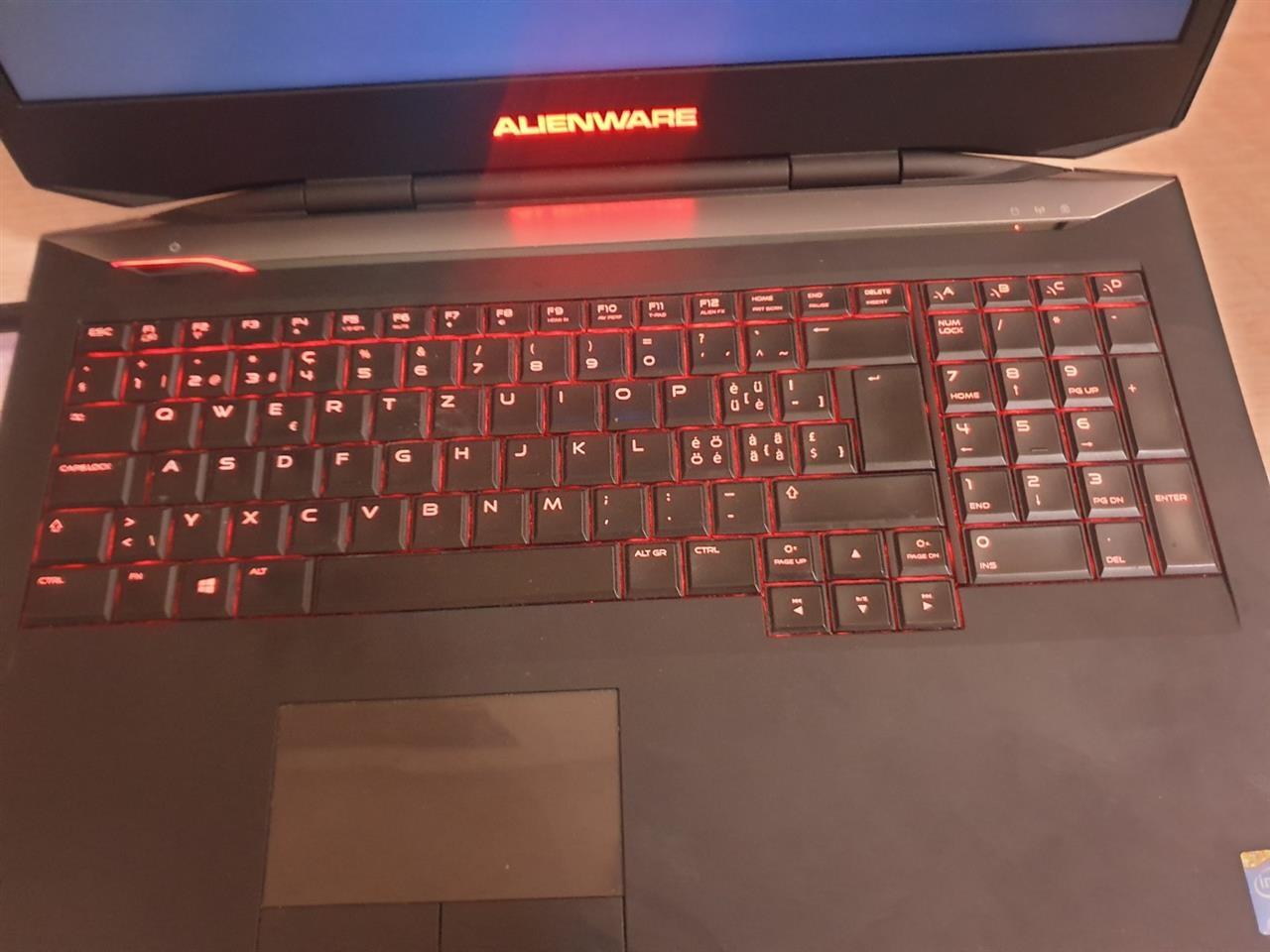 AlienWare-17