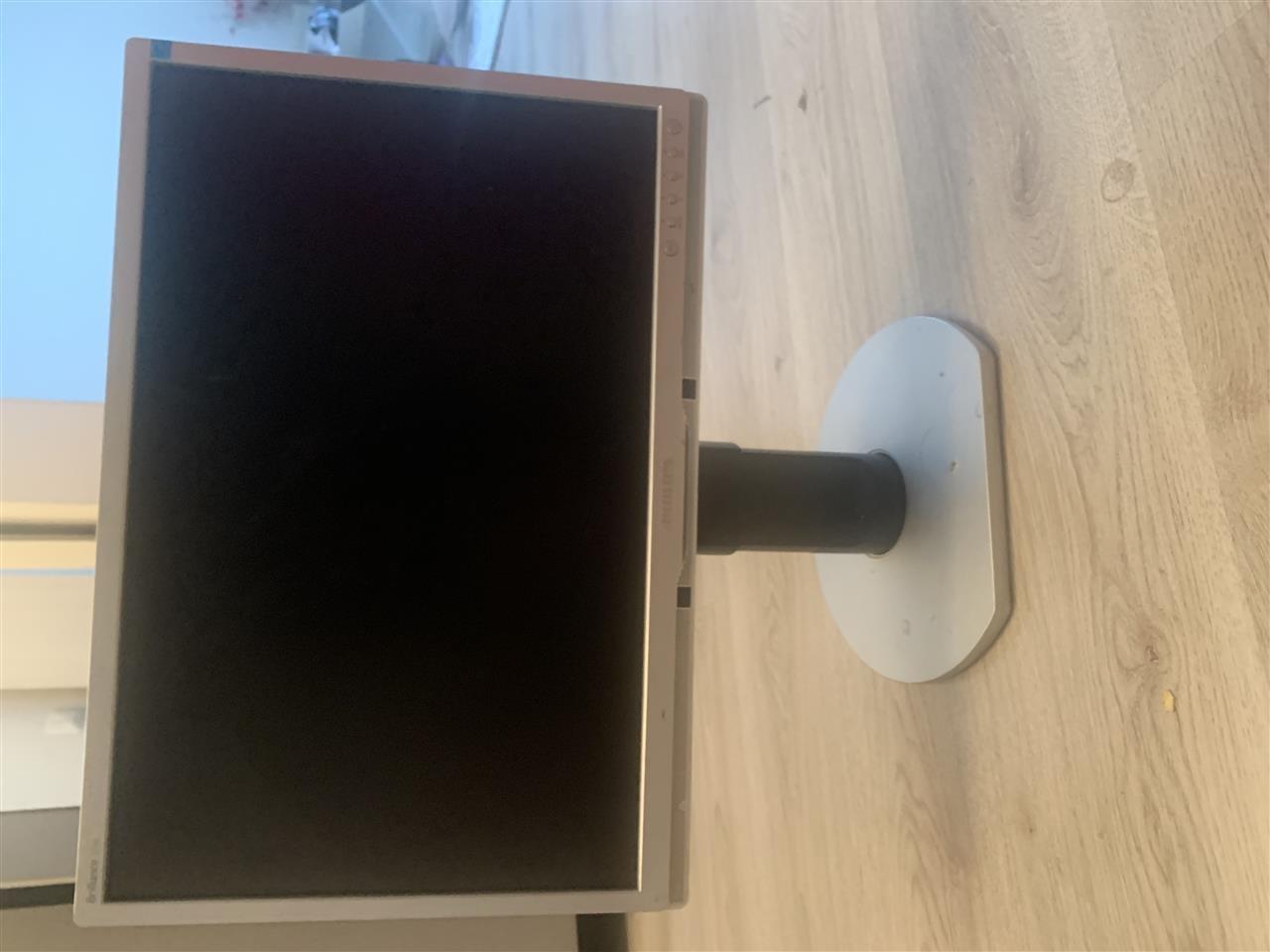 Monitor