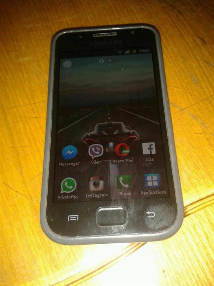 Samsung-Galaxy-S1-Plus-
