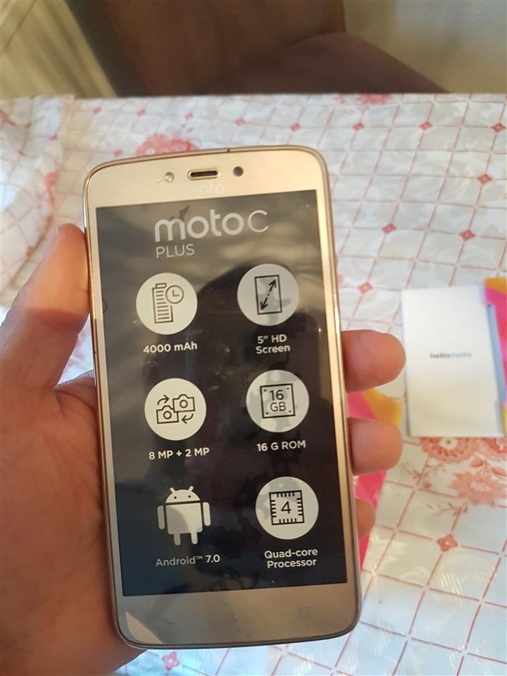 shes-Moto-C-plus