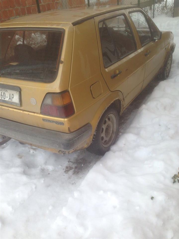 VW-Golf-2
