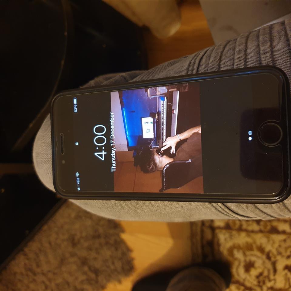 Shitet-iPhone-8