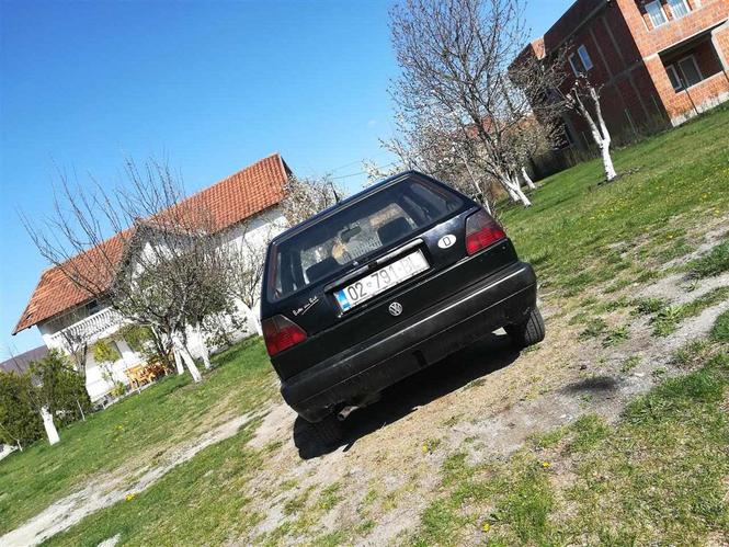 VW Golf 2