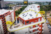 Banesë - Duplex 200m² + 120m² terasë për SHITJE në Dragodan.