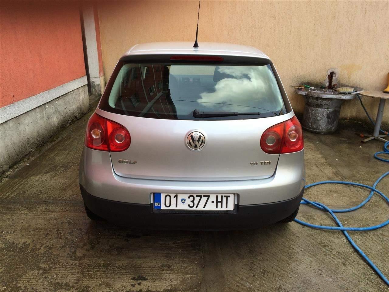 Vetura-golf-5