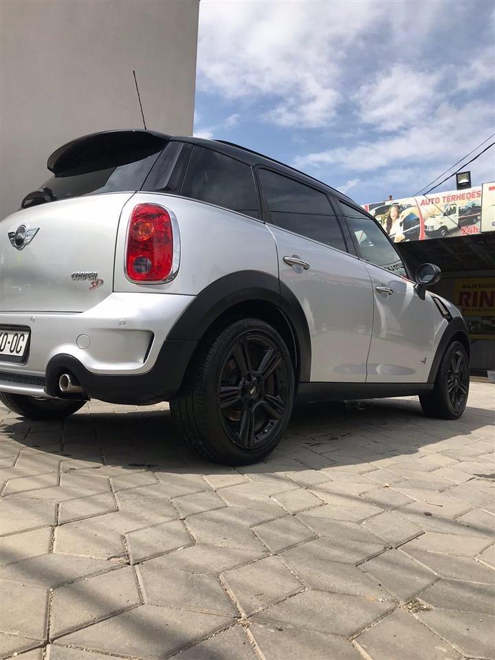 mini-countryman
