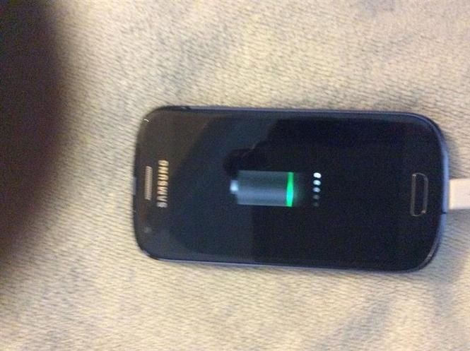 S3 mini i8200