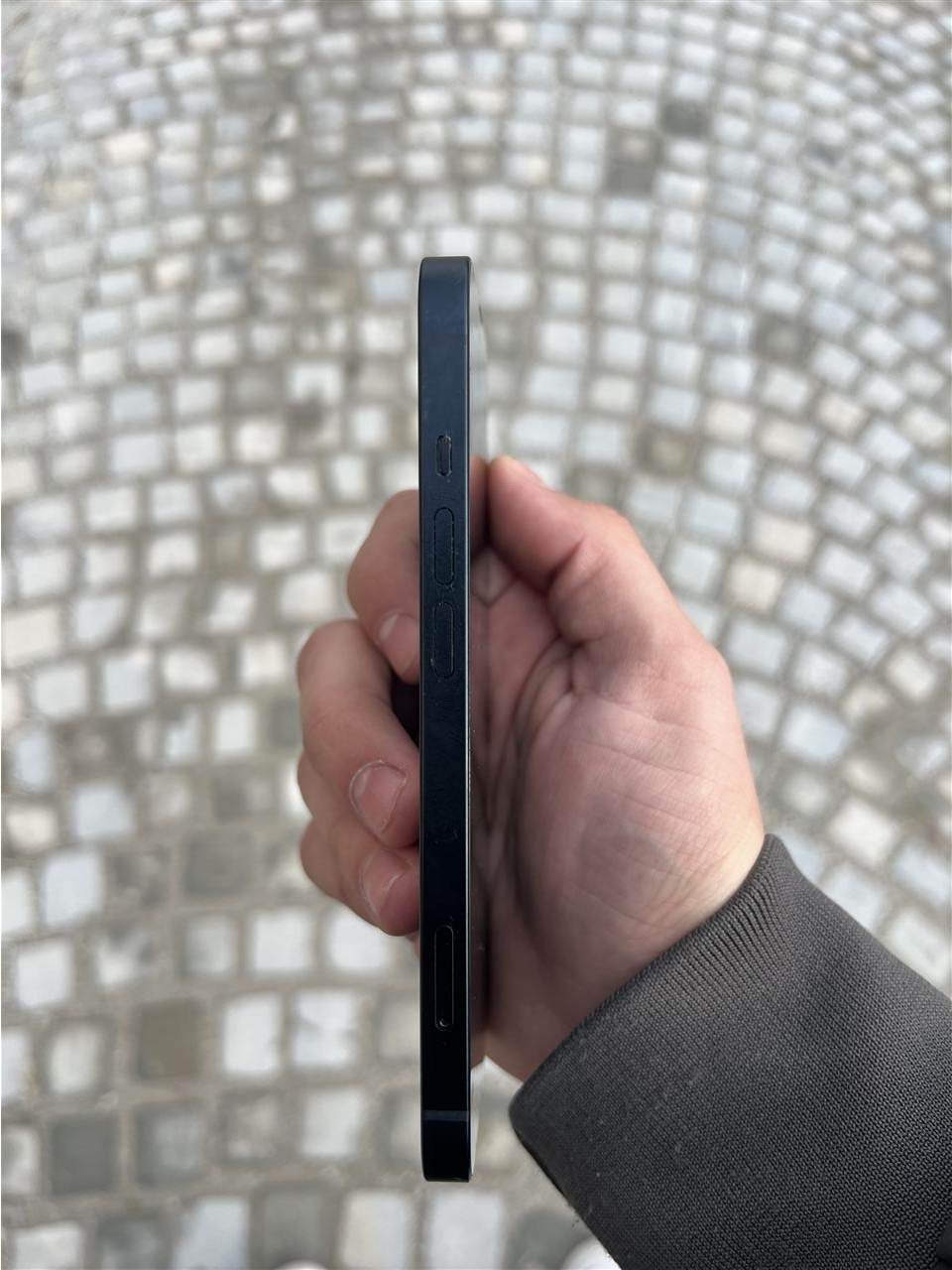 iPhone-13-CE